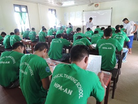 パアン技術訓練学校　5年次後期プログラム：ミャンマー