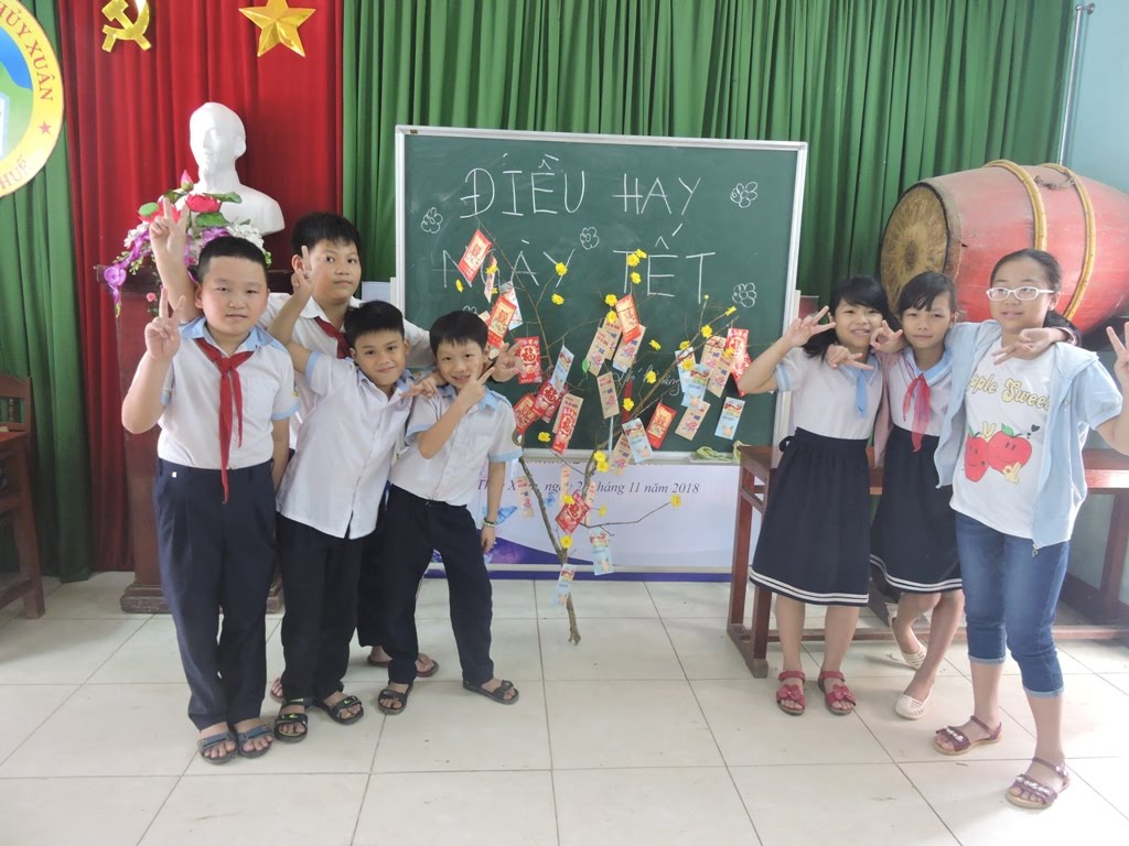 伝統的なテトのお祝い：ベトナム