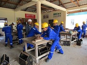 パアン技術訓練学校6年次前期プログラム開講：ミャンマー