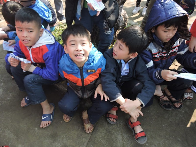 輝けアジアの子ども基金 奨学金授与のご報告：ベトナム